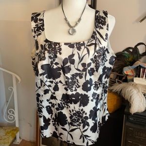 Nwot Two piece dressy outfit
